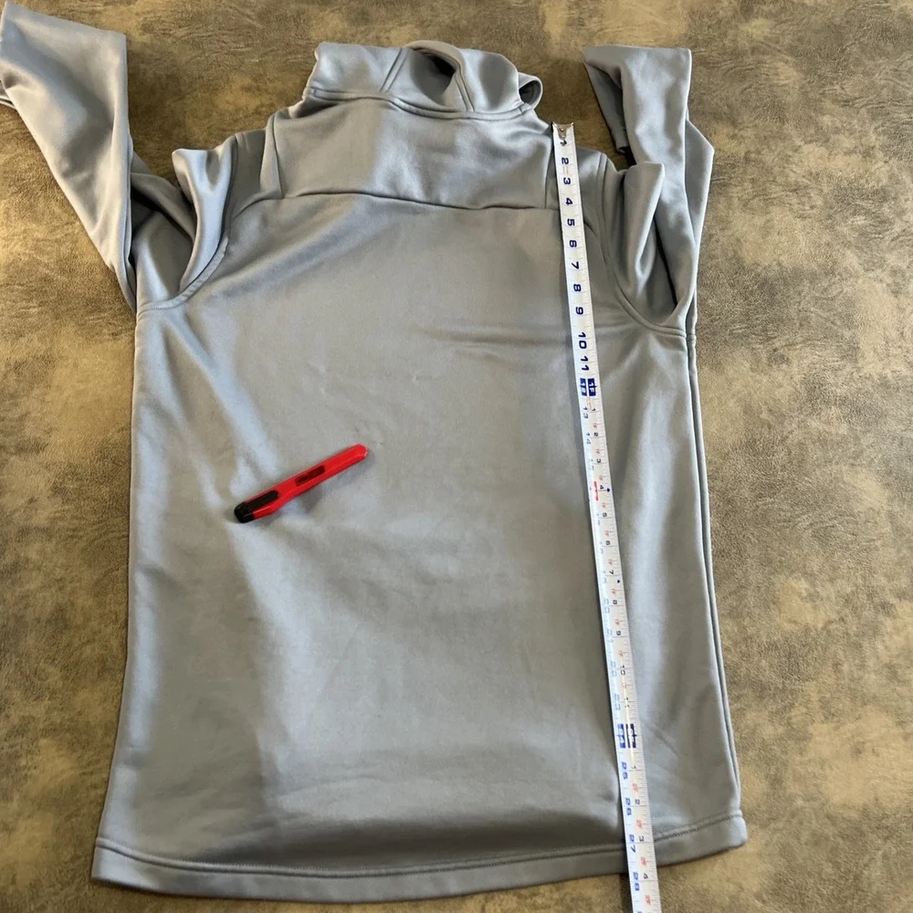 Under Armour Hoodie Men's Size M Gray Freedom Banner Fitted‎ *SEE FLAW*